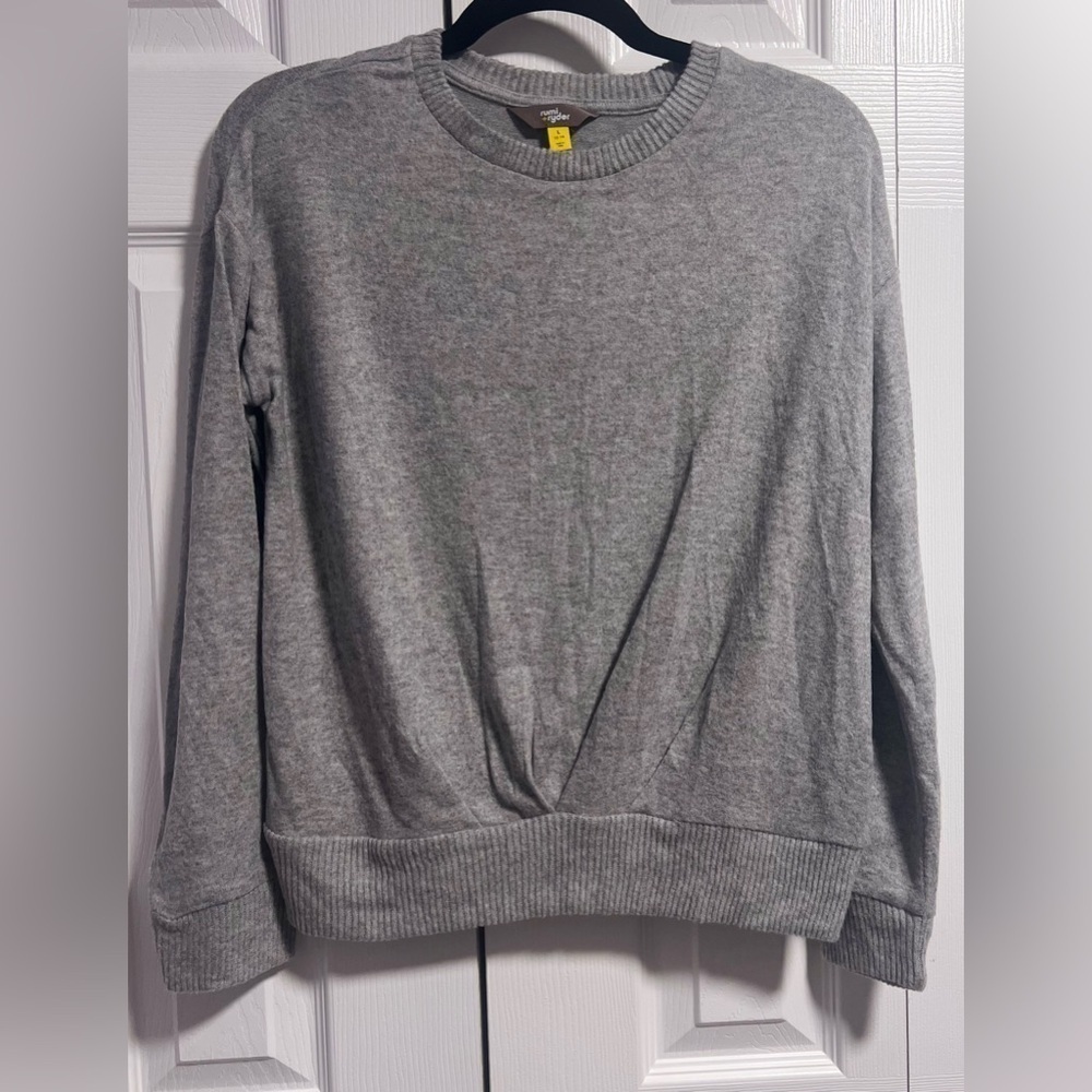 Junior's New With Tags Rumi + Ryder "The Brush Pleated Top Sweater"